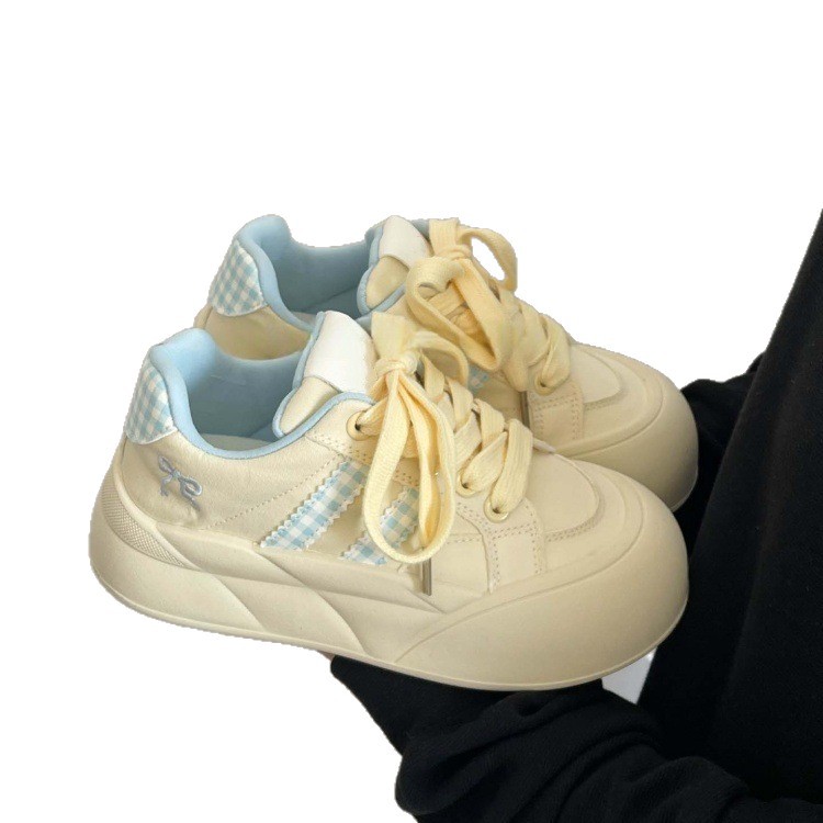 Zapatos de skate casuales de otoño super calientes para mujeres 2026 nuevos zapatos blancos de suela gruesa con falda zapatos de pan de nicho image 6