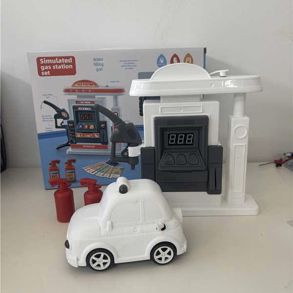 Amazon venta caliente juguetes caseros para niños al por mayor granular simulación de gasolinera coche de policía juego de juguetes para niños