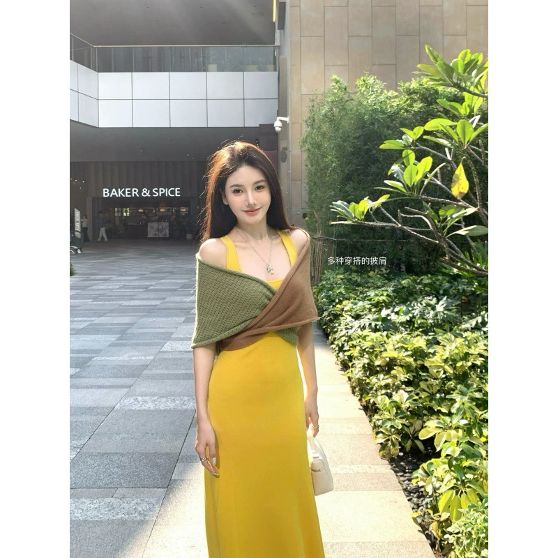 Юй Цзяхань темперамент тонкое платье с U-образным вырезом жилет платье для женщин