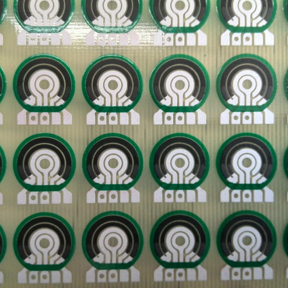 东莞低零位E101G玻盘双联500Ω耳机电位器碳膜片生产厂家