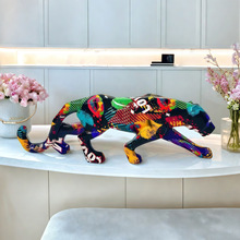 跨境创意转印小豹子动物摆件办公室桌面家居客厅玄关树脂工艺品