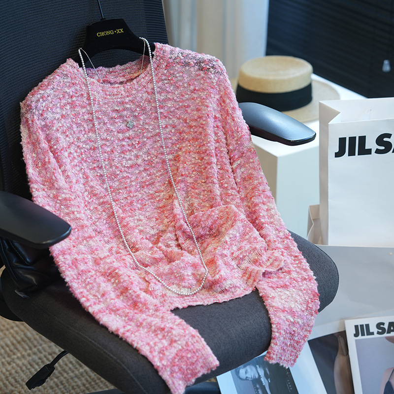 Shanghai Dan Nong Flagship Store/Gentle~Soft and Glutinous, Makes Skin Look Fairer, Special Yarn Pink Long-Sleeved Knit Top for Women, Loose Fit 910D