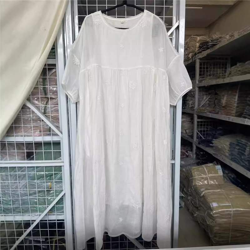 Artistic Women's Fashion 2023 New Ramie Fine Wrinkle Short Sleeve Textured Heavy Embroidery Flowing Fairy Dress