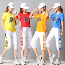 广场舞服装夏新款鬼步舞短袖T恤七分裤套装曳步舞运动休闲演出服