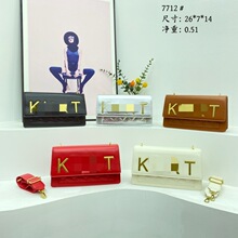 �ٴ���񽑾�朗lС�����r�П��N��ĸ��W�t����С���μ�б���