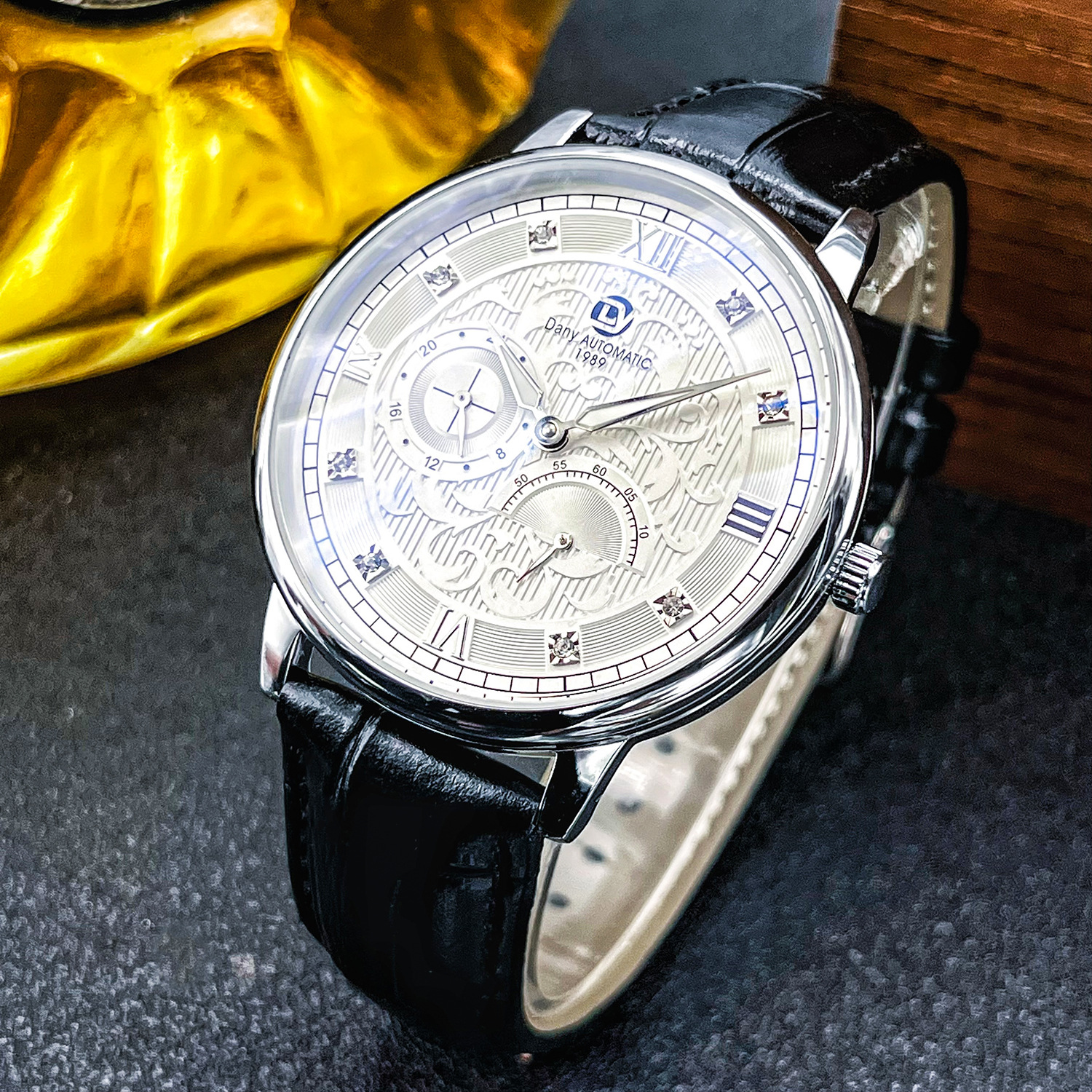 Relief Point Drill Fully Automatic Mechanical Simple White Versatile Men's Watch 24-Hour Small Second Dial 4 Hands_voghion.com