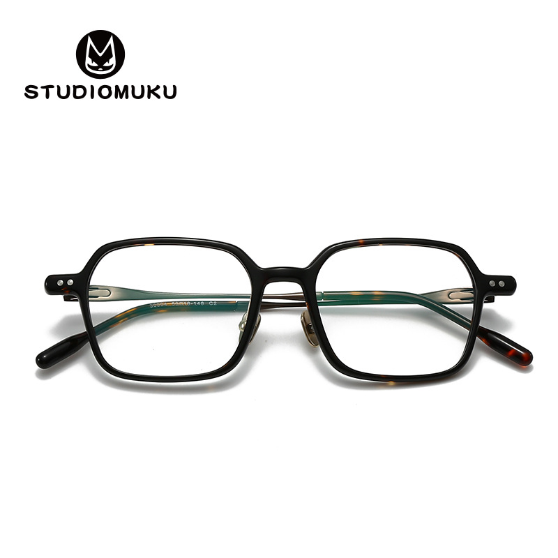 Gafas de madera STUDIOMUKU Un marco de gafas frío por fuera y caliente por dentro