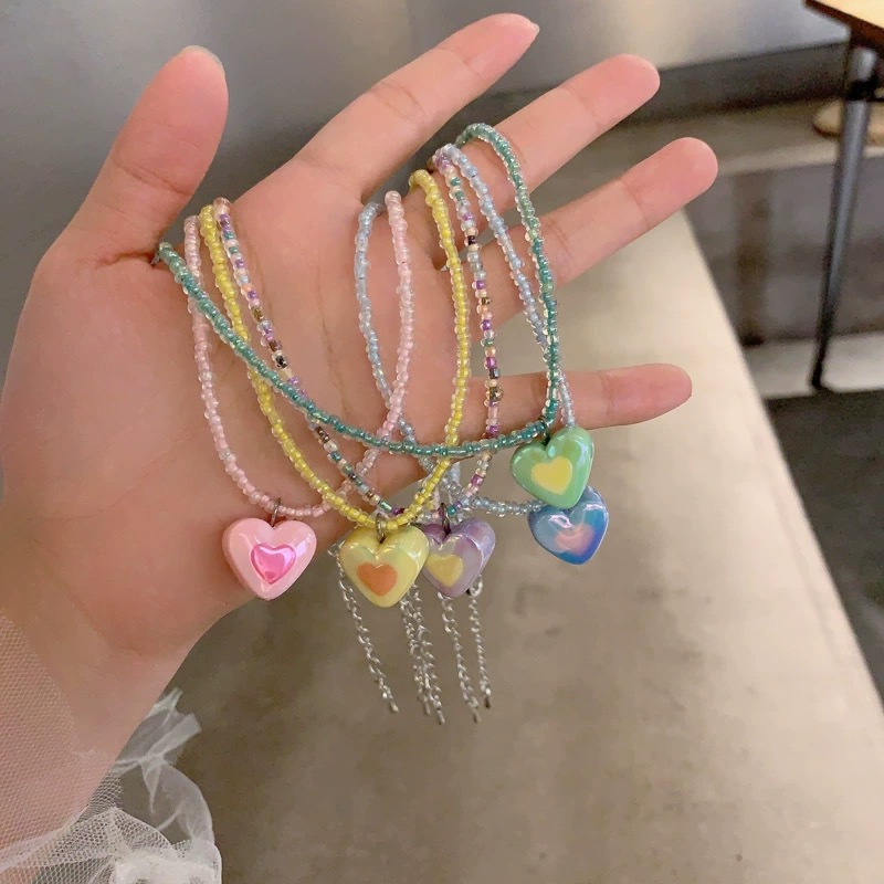 Colorful Dopamine Heart Necklace 2023 New Clavicle Chain Design Niche Summer Necklace Accessories for Women