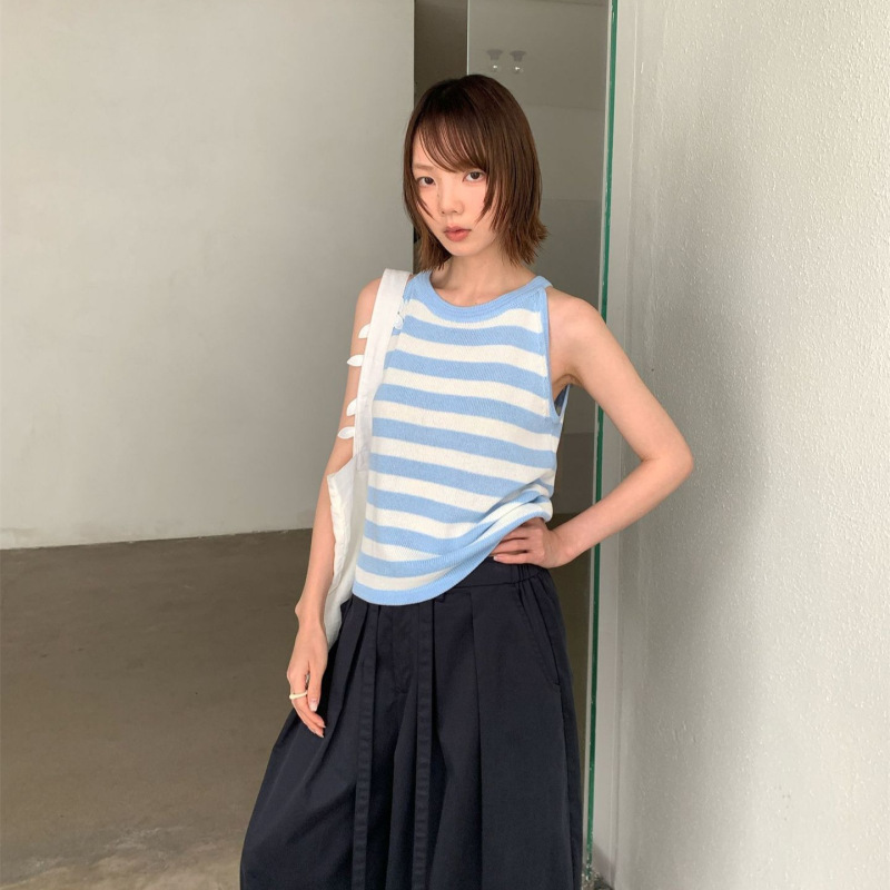 6up Spring/Summer Korean Style Textured Striped Sweater Vest for Women, New Lazy Knitwear from Guangzhou 13Th Street 60351 6up Spring/Summer Korean Style Textured Striped Sweater Vest for Women, New Lazy Knitwear from Guangzhou 13Th Street 60351