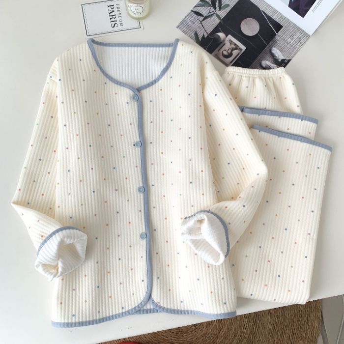 Pijamas al por mayor transfronterizos de invierno de aire de algodón jacquard lindos dibujos animados de alta calidad dulce conjunto de ropa para el hogar