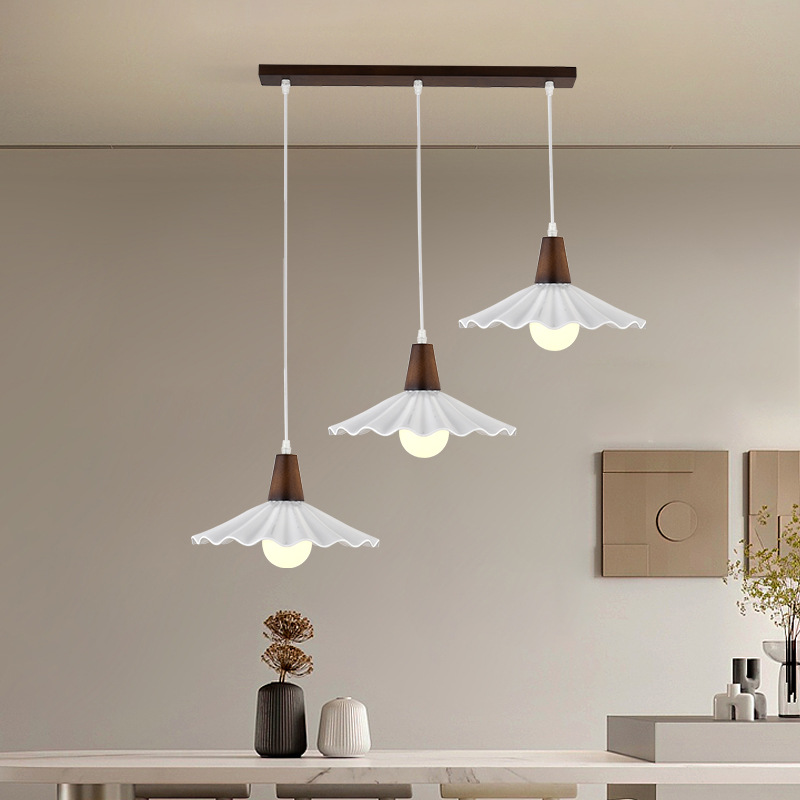 Lámpara de comedor de madera nórdica de tres cabezas mesa de comedor lámpara de Bar simple estilo japonés moderno estilo tranquilo dormitorio creativo pequeño
