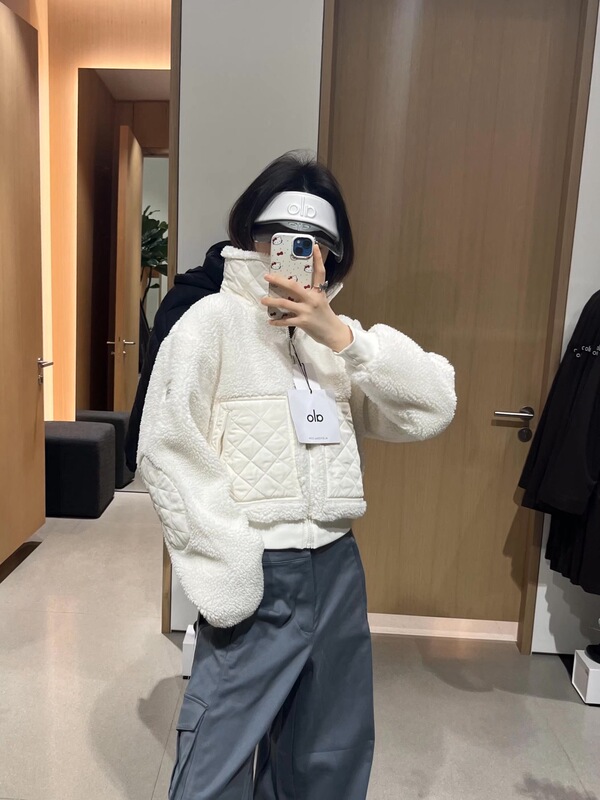 alo新款羊羔绒拼接长袖拉链立领保暖外套女运动休闲飞行夹克上衣|undefined