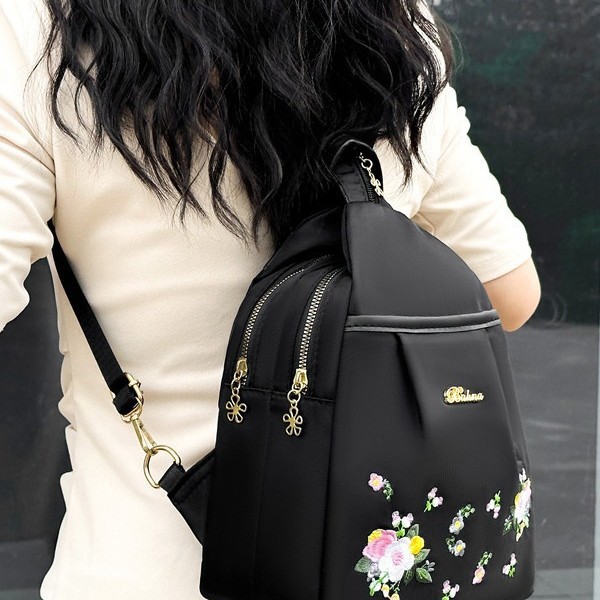 Mochila bordada nueva moda bordada de gran capacidad para damas con doble espalda para juegos al aire libre mochila de ocio