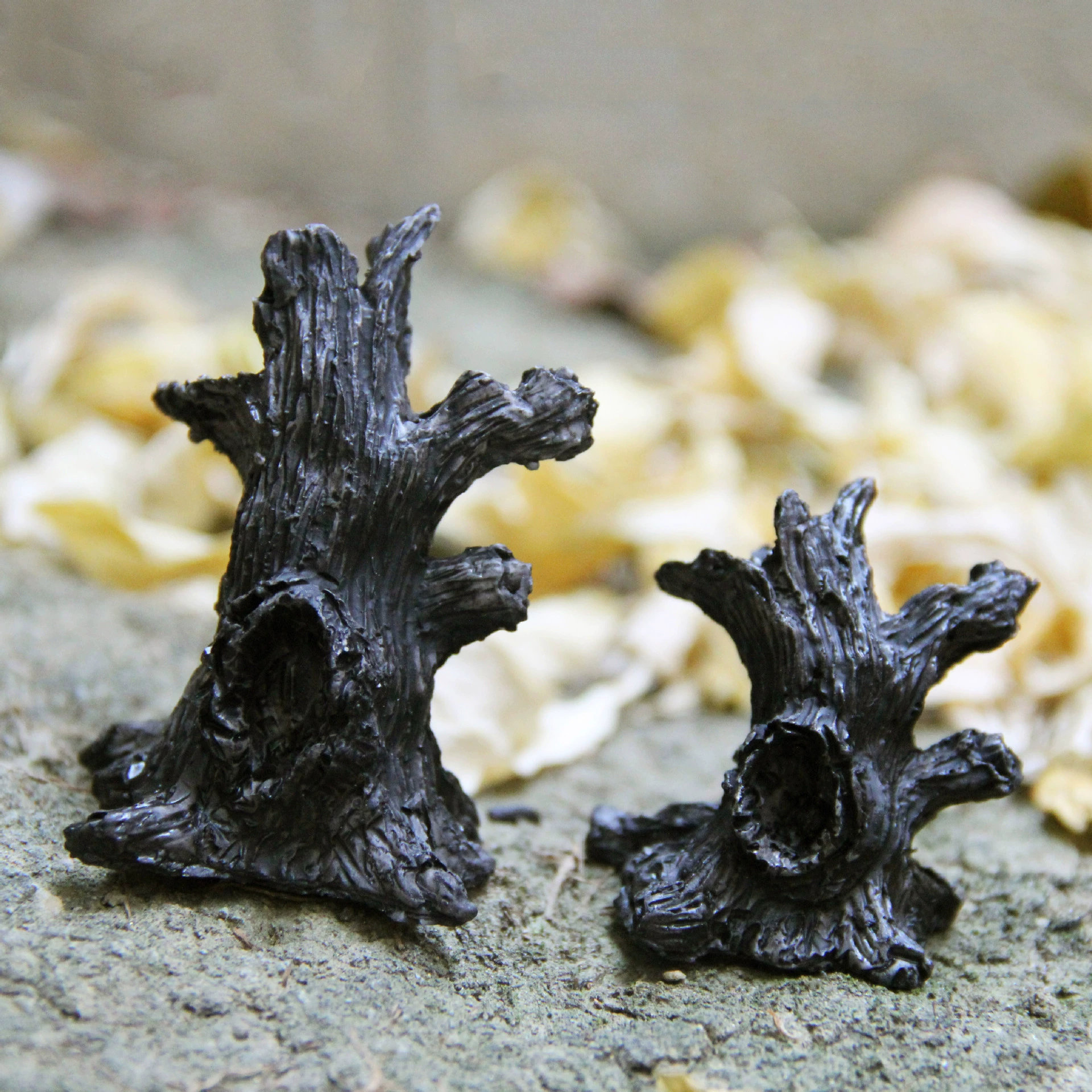 Отверстие для дерева Мох суккулент микропейзаж украшения из смолы черный ствол мертвого дерева имеет отверстие