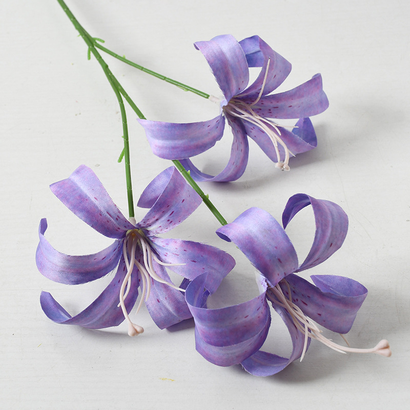 Flores artificiales moradas para bodas, estilo Monet, arreglos florales para el suelo del salón de bodas, flores de seda morado claro.