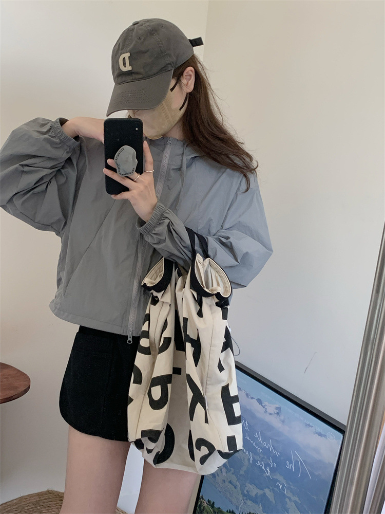 eee3ce34-6bb0-44c9-8e95-19a60e09defb.jpe