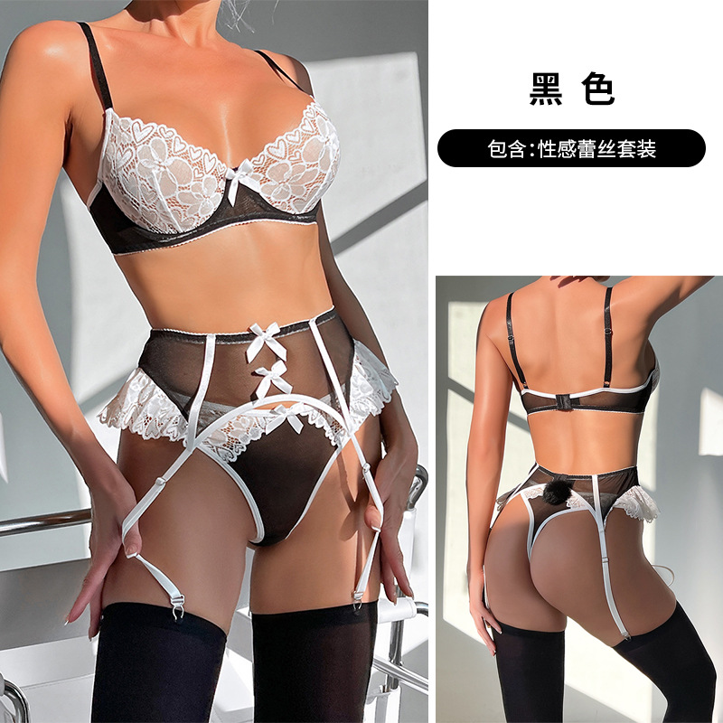 Europa y América sexy lingerie sexy Ladies push up BRA encaje sujetador traje ropa interior traje de criada con anillo de acero en stock