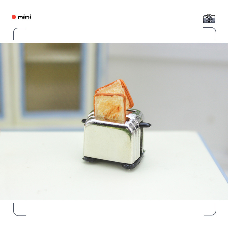 Miniature Food Play Kitchen Scene Model ob11 Small Ragdoll House Accessories Creative Mini Breakfast toaster D352