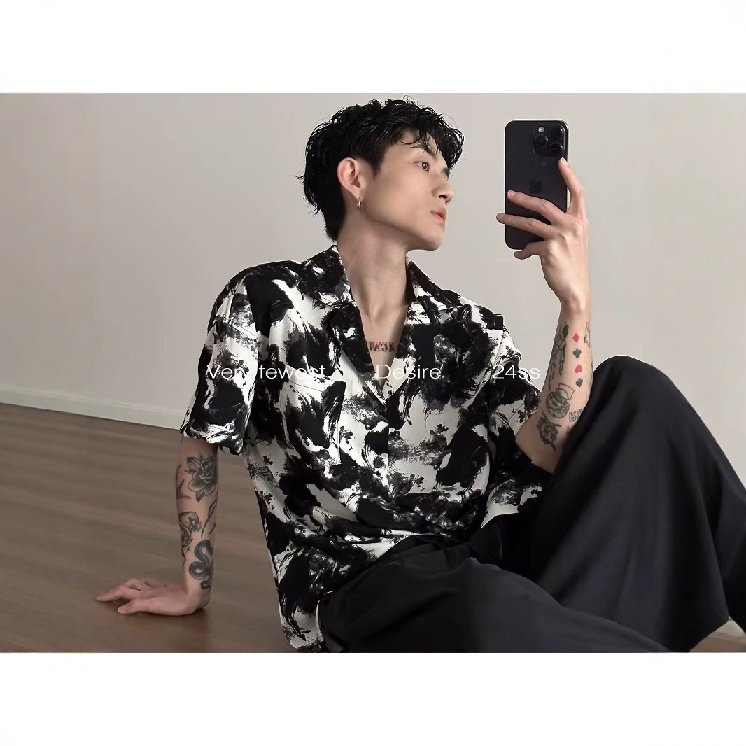 短袖衬衫男夏季薄款复古印花英伦风衬衣男士休闲痞帅个性男装上衣