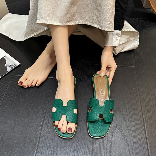 Trendy Brand Flat Sandals and Slippers Women's 2025 Summer New H-shaped Flops Wet Water Wet Outer Wear Beach Shoes Half Slippers