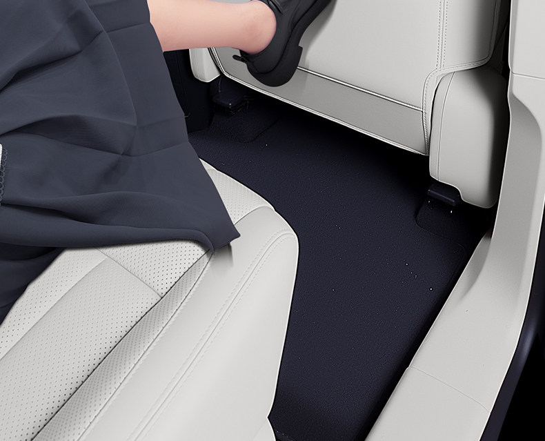 Suitable for Lynk & Co 07GT seat anti-kick pads, rear seat back protection, car interior modification accessories and supplies