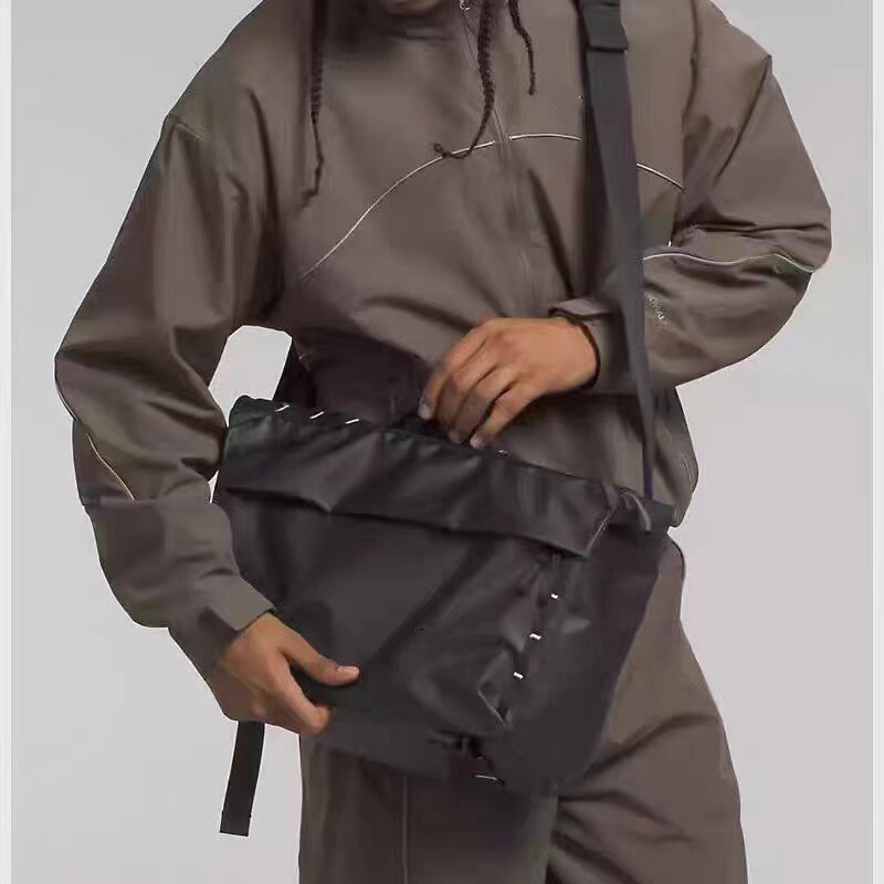 TNF Same-style Couple's 12L Messenger Bag Crossbody Shoulder Bag Multi-functional Casual Hand Carrying Outdoor Waterproof Large Capacity