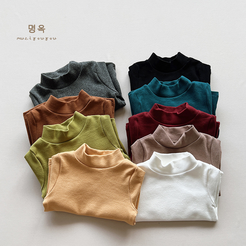 Camisa de fondo de cachemir de algodón para niños 2024 Otoño e Invierno para hombres y mujeres Camiseta de manga larga con cuello medio para niños ropa de abrigo elástica para niños