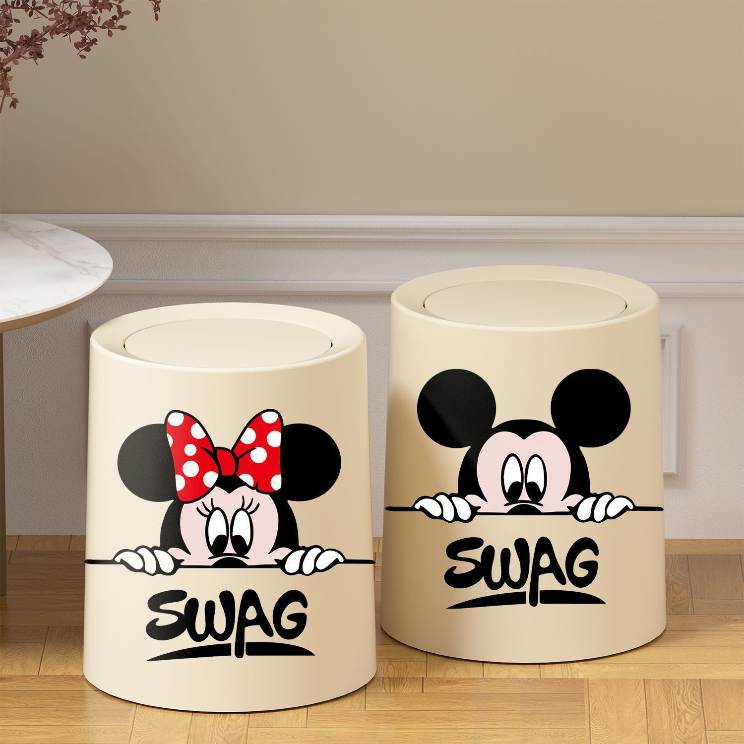 Creative Mickey bote de basura para el hogar 2024 nueva sala de estar moderna y simple, baño de celebridades de Internet, dormitorio, cocina con tapa