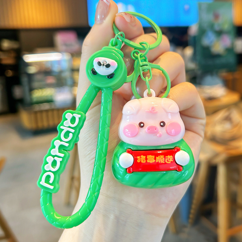 2025 nuevo estilo zodiaco zodiaco zongzi llavero lindo dibujos animados dragón serpiente caballo muñeca pareja mochila bolso colgante