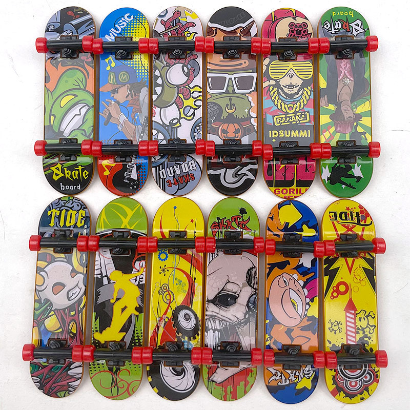 Cross border hot sale children plastic finger scooter decompression small toy desktop thumb fingertip skateboard factory wholesale
