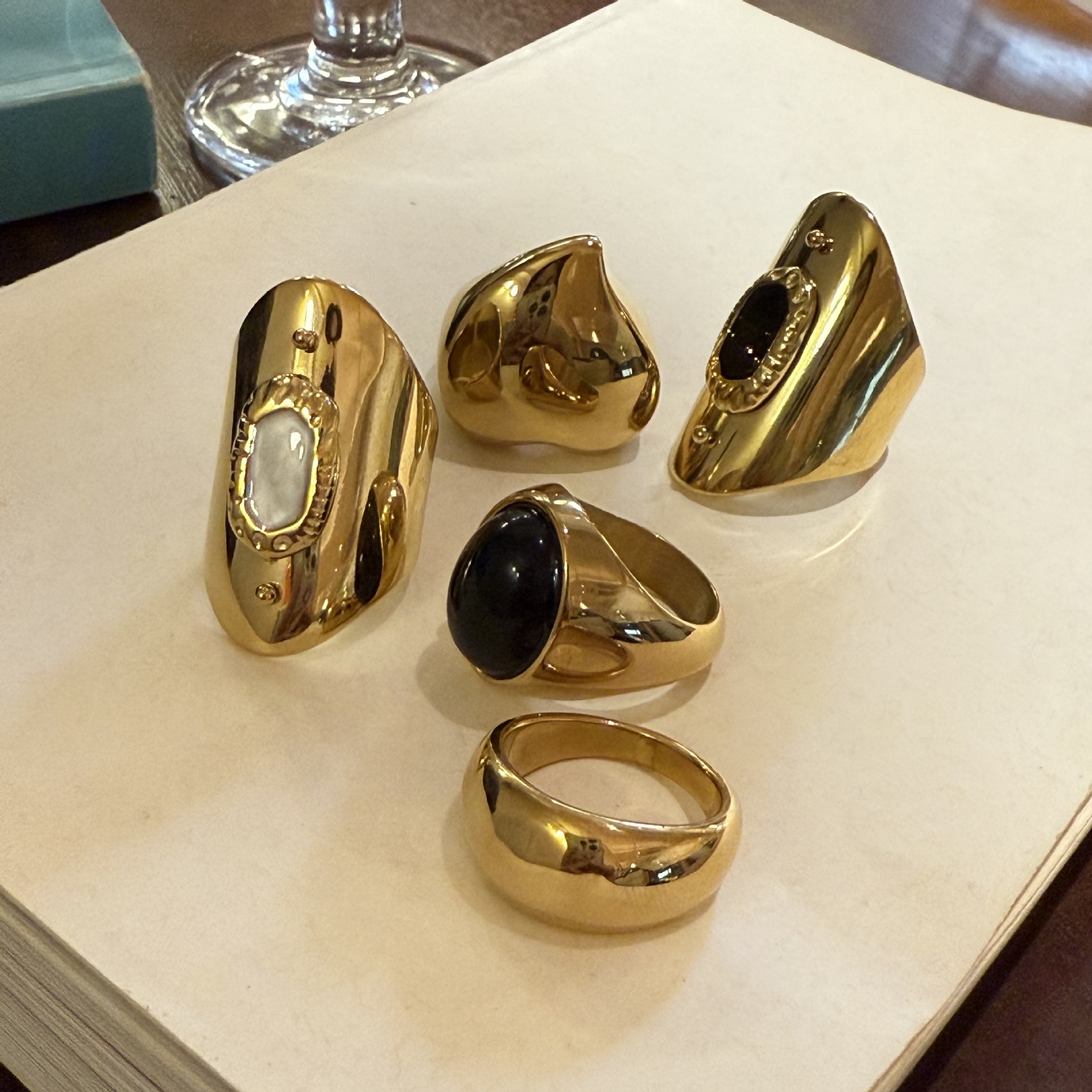 7g Weight Open Rings, Rings Classification 7, Adjustable, One Size Ring Size 1 Piece Quantity Casual, Shopping Occasion Titanium Steel Material Oval, Heart Shape Pattern All Seasons Season Women's Gender Plating Design Retro, Classic Style Style Wholesale Jewelry Retro Classic Style Oval Heart Shape Titanium Steel Plating Open Rings Rings 7
