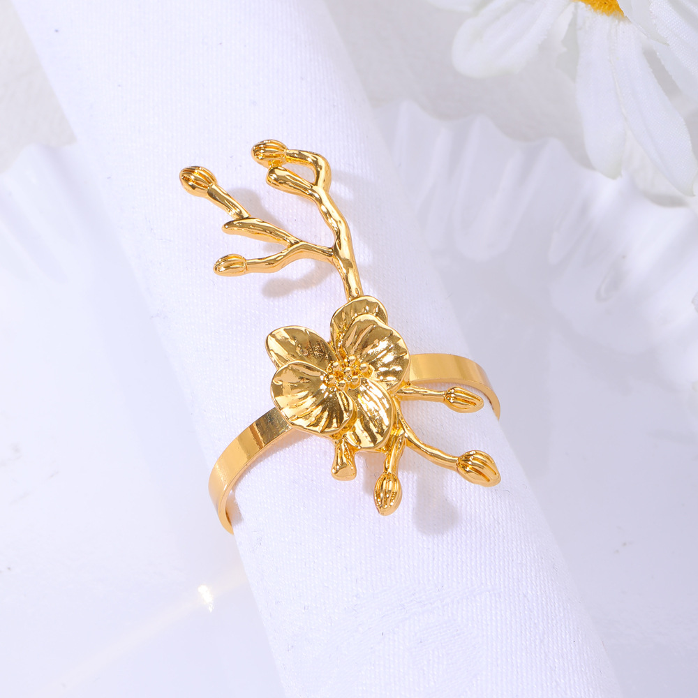 1 Piece Quantity Elegant Plum Blossom Alloy Napkin Ring 1 Piece