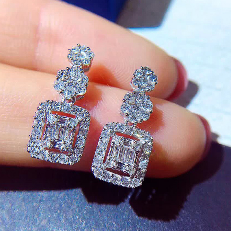 Neue Ohrringe Light Luxury Square Diamond Zirkon Lange Kupferohrringe display picture 2