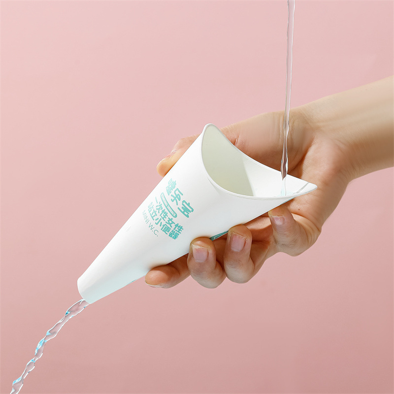 手持小便器的图片