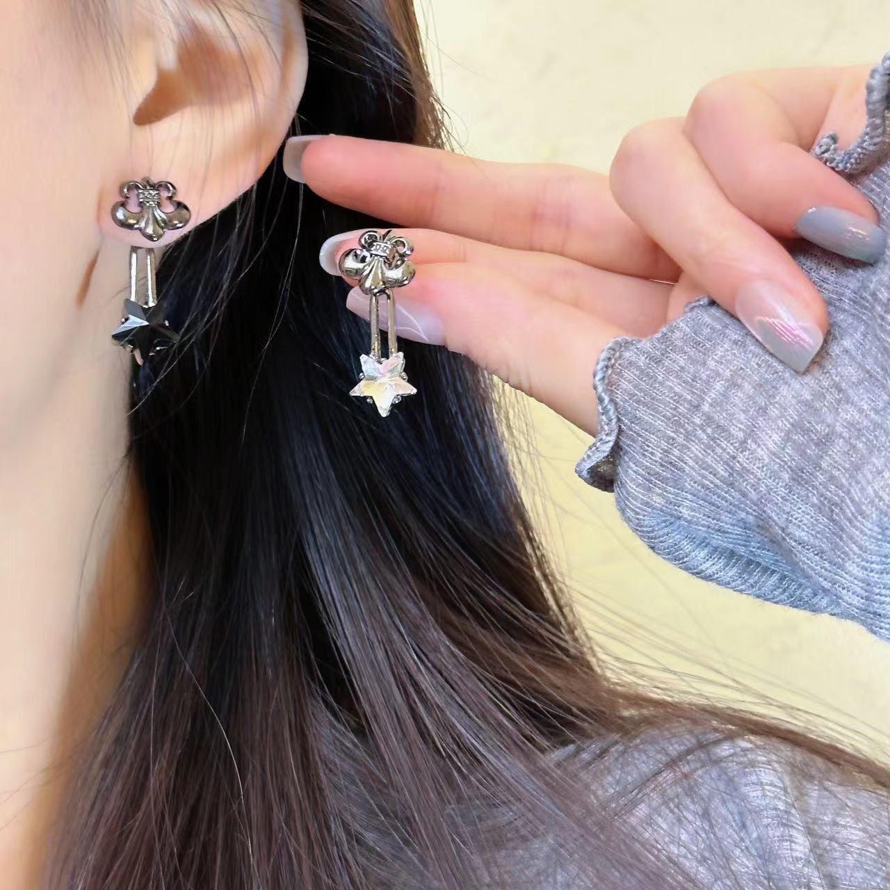 甜酷辣妹克羅撞色五角星吊墜女耳骨釘小眾設計感高級耳釘耳環批發