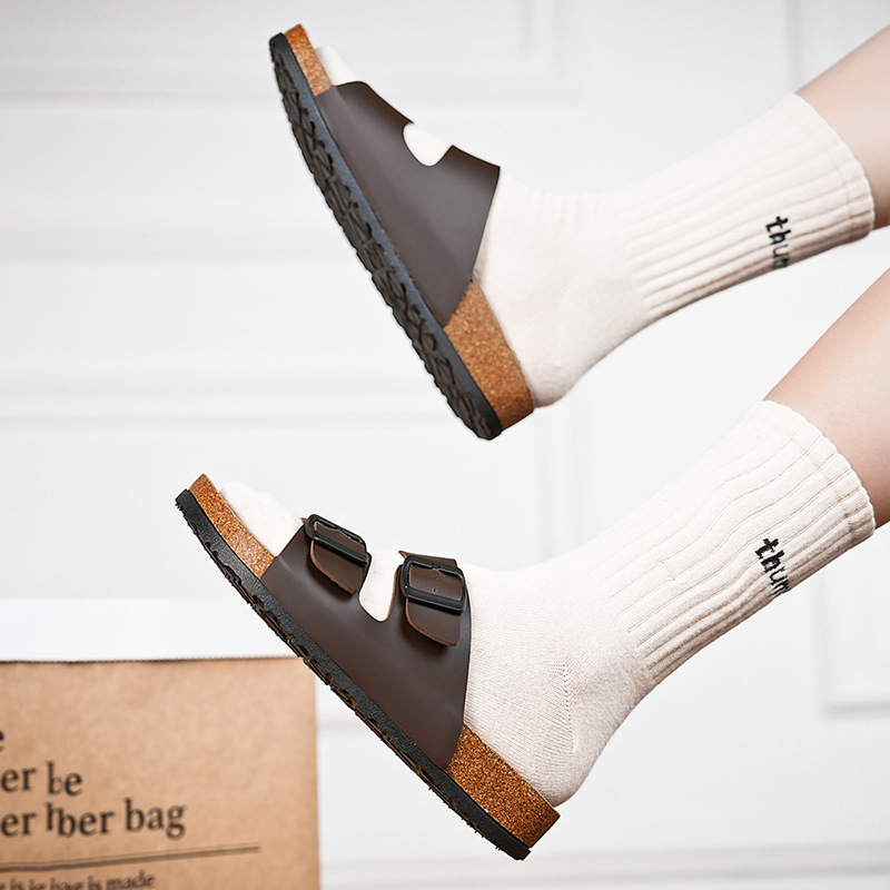 2025 nuevos productos zapatillas de corcho para hombre par de zapatos Birkenstock sandalias para mujer zapatos de playa de explosión de verano zapatos de moda para estudiantes