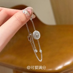 重工银色拉丝圆盘精致手链新款轻奢冷淡风轻奢手饰女