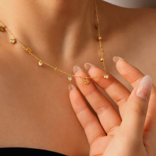 法式小众复古锁骨链轻奢时尚优雅眼睛吊坠钛钢项链女工厂批发百搭