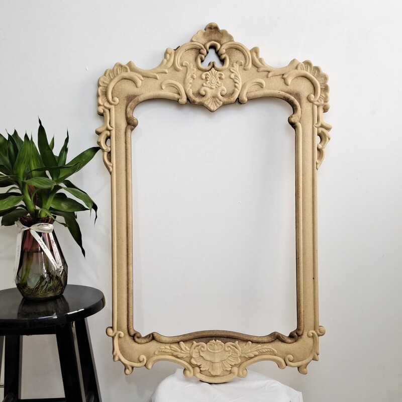Retro European Style Blank Photo Frame Wall Frame Framed Wedding Photo American Wedding Scene Props Decorative Frame Retro European Style Blank Photo Frame Wall Frame Framed Wedding Photo American Wedding Scene Props Decorative Frame