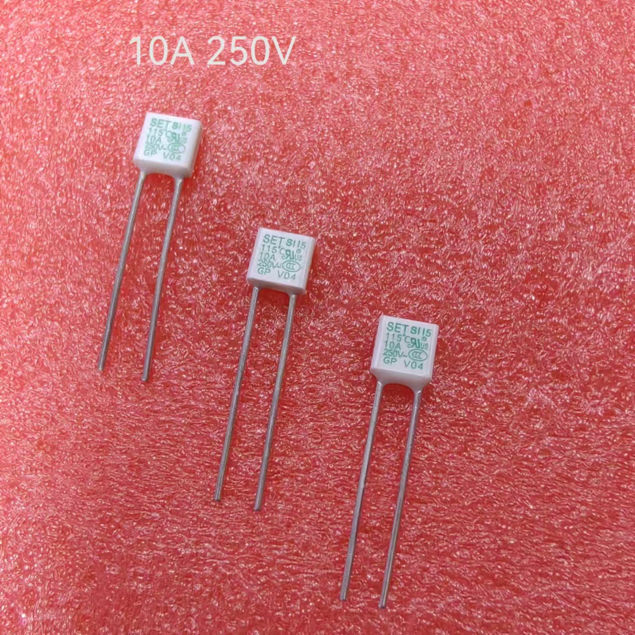 厂家直销方型温度保险丝10A  250V 温度齐全