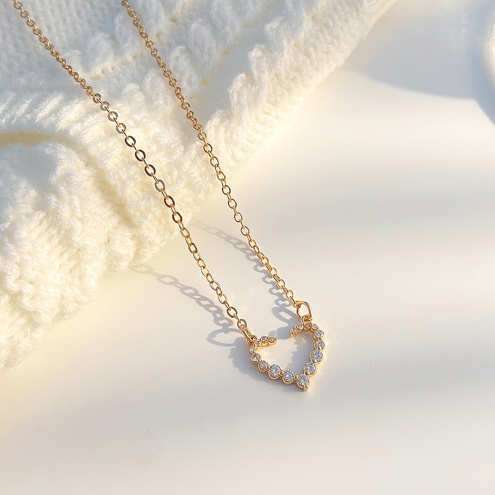 Fashion Heart Shape Copper Necklace Inlay Zircon Copper Necklaces