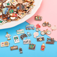 20款滴油复古怀旧自行车缝纫机相机吊坠 DIY合金饰品配件挂件W404