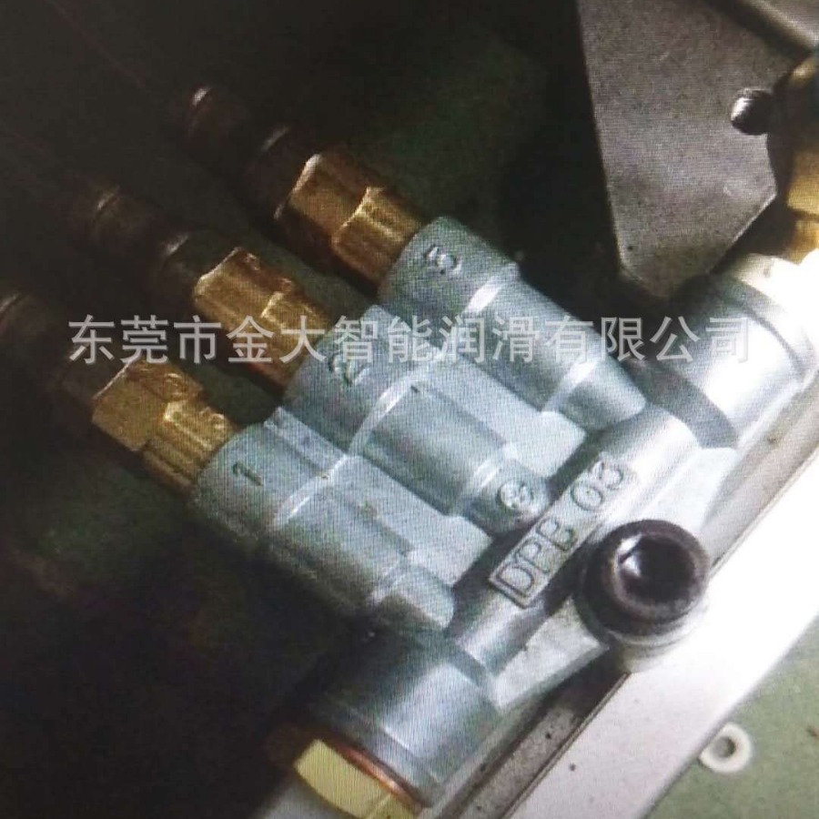 DPB-03日本DPB-13分配器DPB03正和SHOWA稀油分配器DPB 03