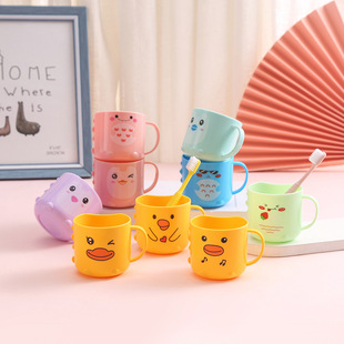 ��ͨС����ͯ���ڱ���ˮ����ˢ������ϴ�������ϱ��S�����l ӡlog