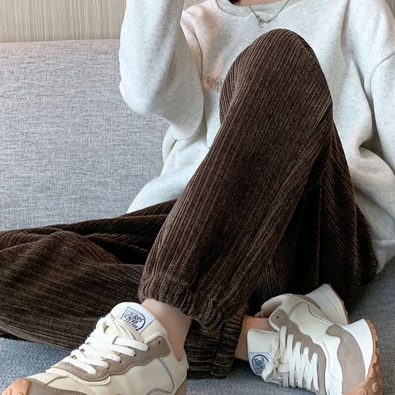 Dark brown women's sweatpants for spring and autumn, loose-fitting jogger pants, khaki trendy casual brown corduroy pants Dark brown women's sweatpants for spring and autumn, loose-fitting jogger pants, khaki trendy casual brown corduroy pants