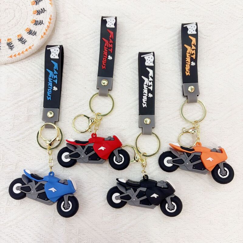 Cool motorcycle model keychain pendant, cute couple motorcycle keychain, bag accessory, small gift wholesale Cool motorcycle model keychain pendant, cute couple motorcycle keychain, bag accessory, small gift wholesale