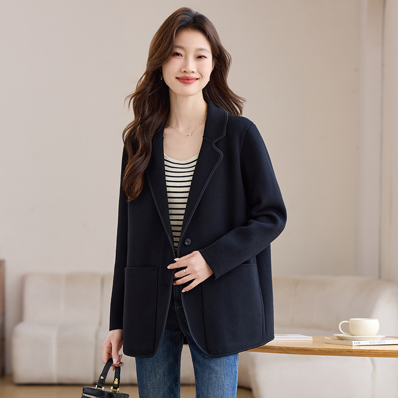 Korean Style Knitted Cardigan Casual Suit Jacket Women's 2025 Spring and Autumn Elegant Loose Top All-match Women's Clothing
