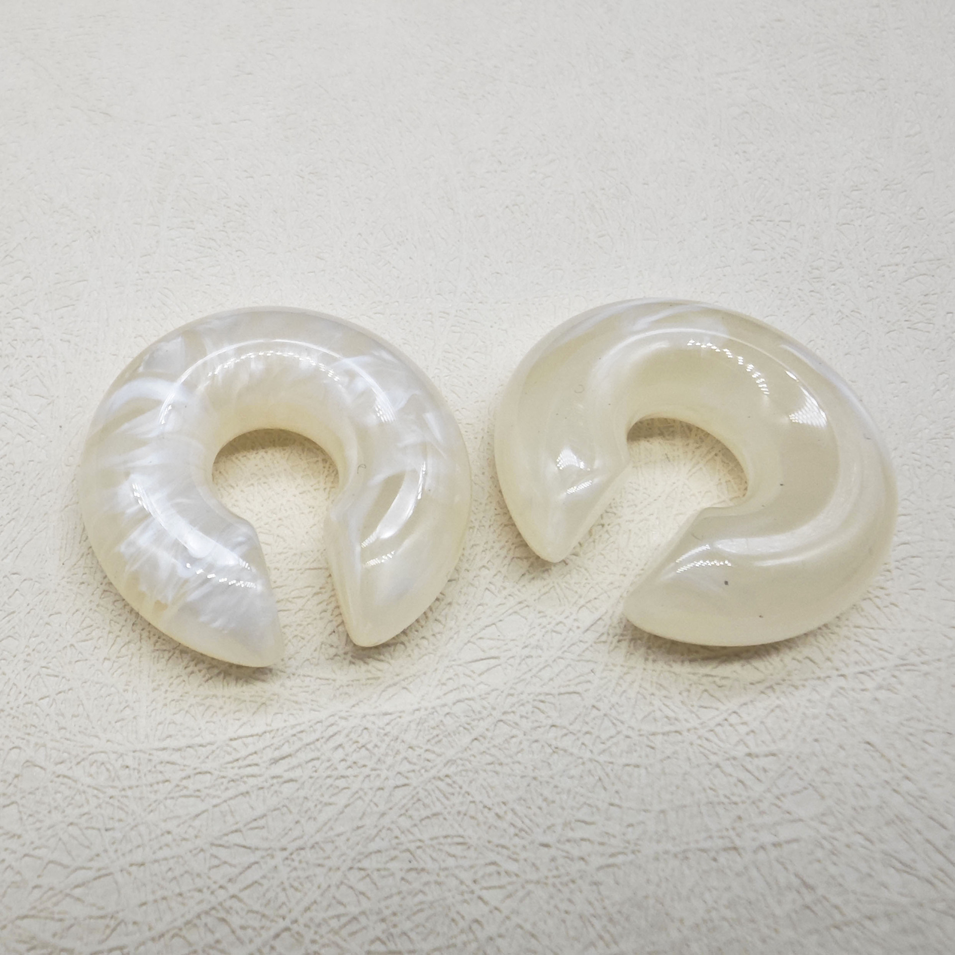 8g Weight Alloy Ear Needle Material Ear Cuffs Classification 1 Pair Quantity Casual Occasion Alloy Material C Shape Pattern Women's Gender Cute Style 1 Pair Cute C Shape Alloy Ear Cuffs 10