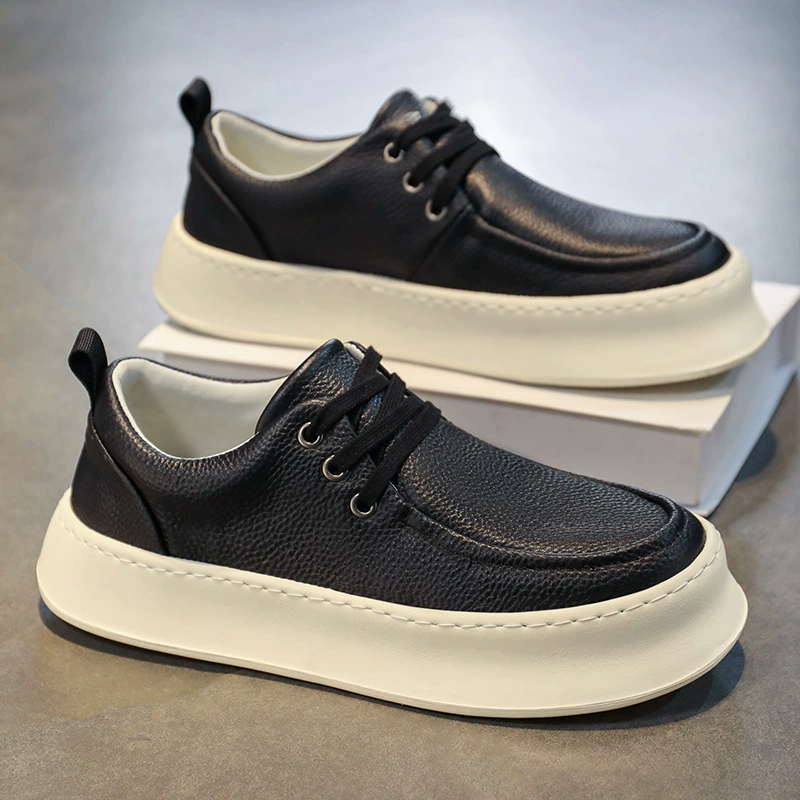 Мужские летние дышащие кроссовки 2025 года, новая модель, увеличивающие рост, универсальные повседневные кеды, мужские кожаные туфли, мягкая подошва, износостойкие, модные белые туфли