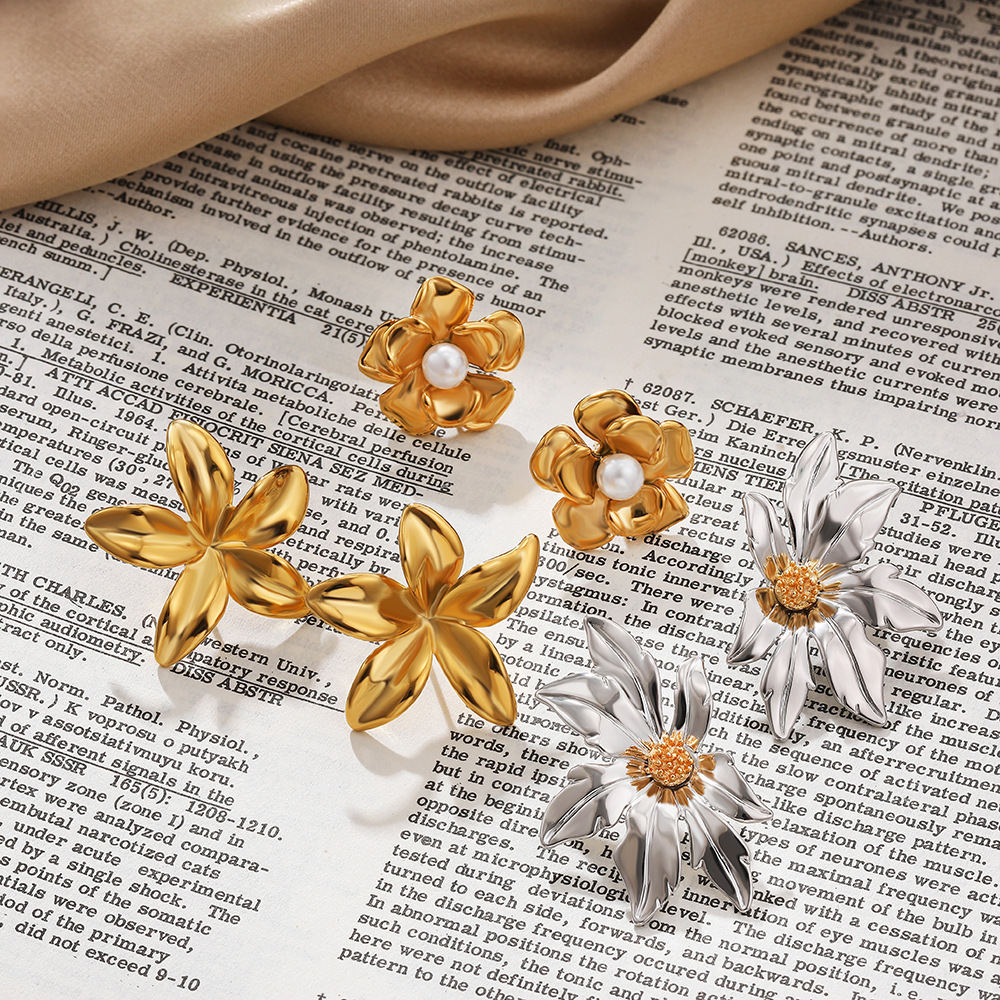 13g Weight Titanium Steel Ear Needle Material Ear Studs Classification 1 Pair Quantity Daily Occasion Titanium Steel Material Flower Pattern All Seasons Season Women's Gender Polished Finish Mixed Metal, Plating Design Elegant Style 1 Pair Elegant Flower Mixed Metal Plating Titanium Steel Ear Studs 19